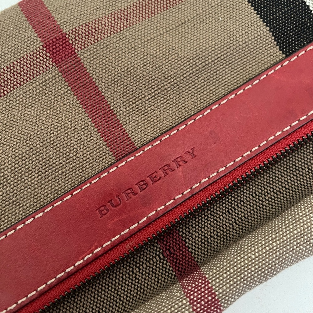 Burberry Canvas Mega Check crossbody - Picture 8 of 9